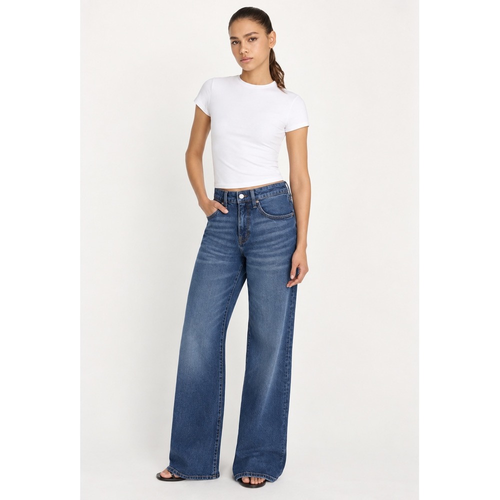 Good American Good Ease Relaxed Wide Leg Jeans Sz 28
